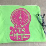 古Tシャツロゴを活かしたミニポーチ!リメイクが楽しい!
