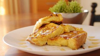 絶品フレンチトーストは練乳が決め手!おいしく作るために1本使いきる?!