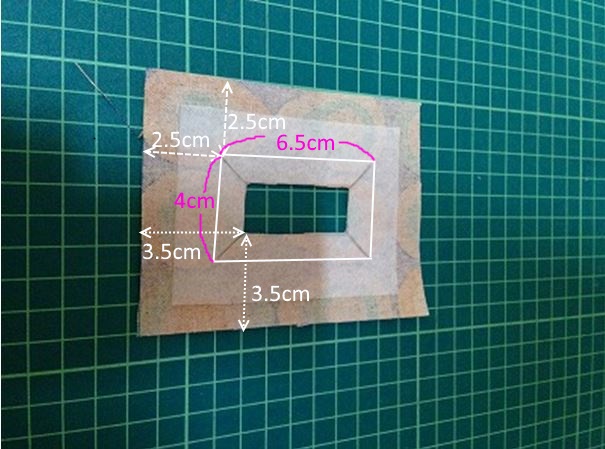 Icパスケース 定期入れを作ろう 窓つきで通勤通学に便利 暮らしの音 Kurashi Note