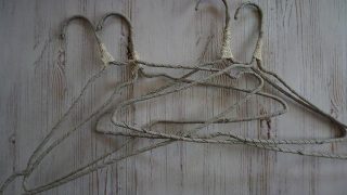 巻くだけ、簡単!リネンハンガーの作り方