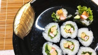 サラダ巻きの具が偏る…真ん中になる巻き方のコツは?