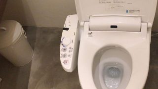 トイレの黒ずみを撃退しよう。きれいなトイレで快適ライフ