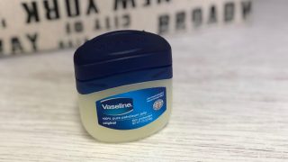 ヴァセリンの使い方・1本あればオールマイティ。旅行の荷物の軽減に…