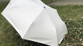 サイベナ折りたたみ日傘の自動開閉が便利!シンプルなデザインで99.9%UVカット