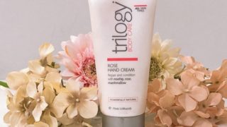 トリロジーローズハンドクリームで手荒れ知らずの手に…?