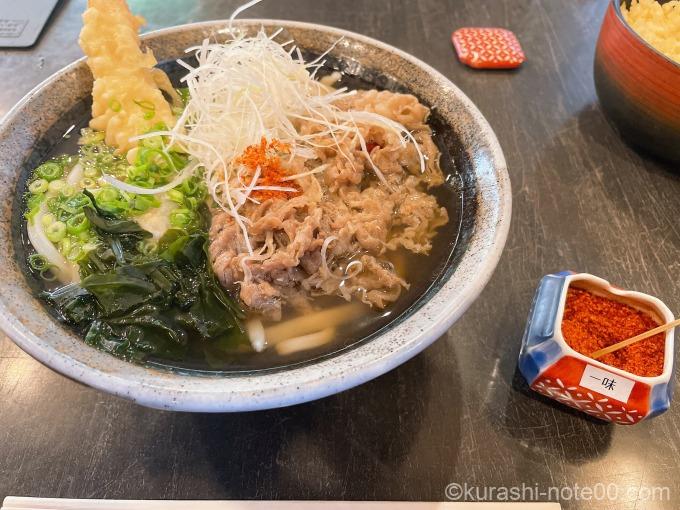 麺処かわべの肉うどん