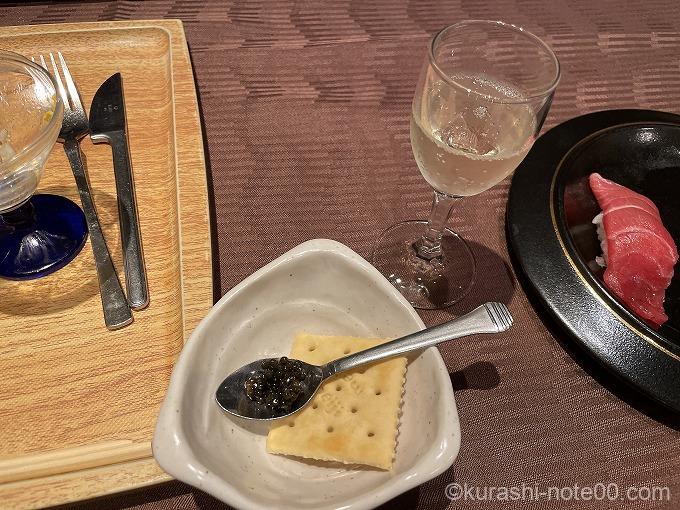 キャビアとスパークリングワイン