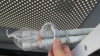 エアコンから水漏れ……原因はG対策として取り付けた防虫キャップだった!