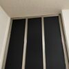 遮光シートを貼ったら真っ暗！かなり効果ある！買うなら断然方眼付き