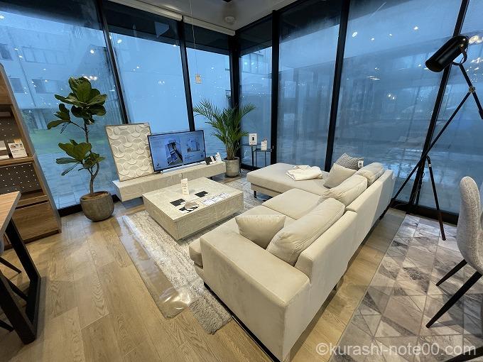 「LOWYA九大伊都店」