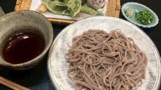 三瀬高原の精進料理「むくの木」で天ぷら蕎麦セットを堪能