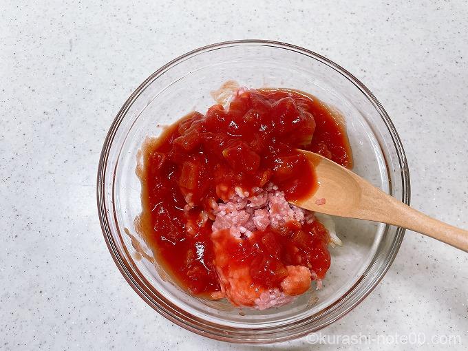 ひき肉とトマト缶