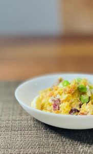 さつまいもと人参皮ごと美肌サラダ｜レンチンしてざっくり混ぜるだけ簡単！