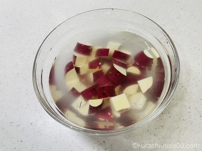 さつまいものあく抜き