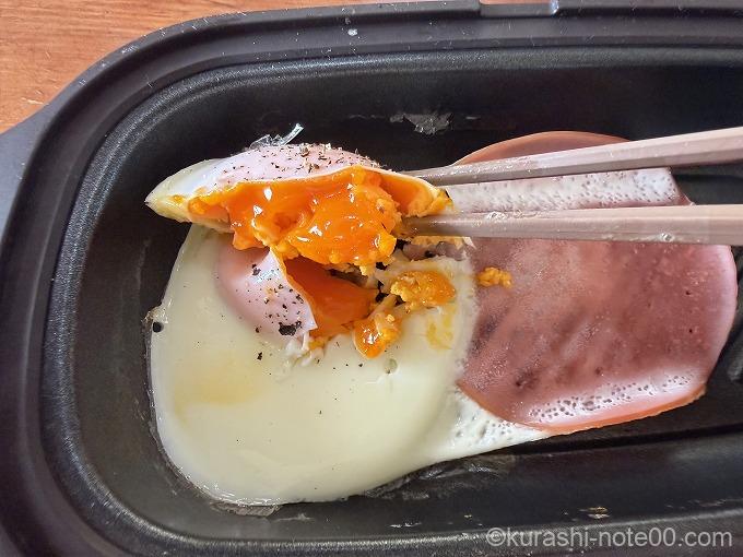 半熟の目玉焼き