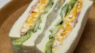 たまごサンド｜まな板を汚さず作る裏技と、パンからはみ出ない方法