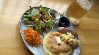 JR福工大前駅近くの「cafe faro」のふわっふわのパンケーキ